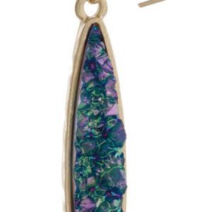 NWT *BOUTIQUE*  BEAUTIFUL FASHION EARRINGS